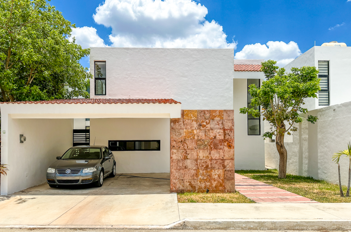 1583-Casa-en-venta-de-3-habitaciones-en-privada-Vivanta-Conkal (2)-.png